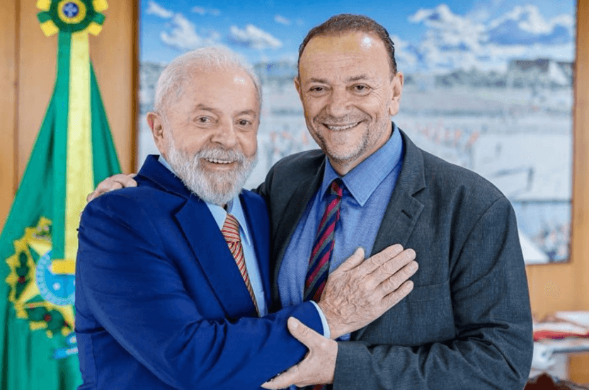 Filho do presidente nacional do PT assume comando do futebol de time nordestino