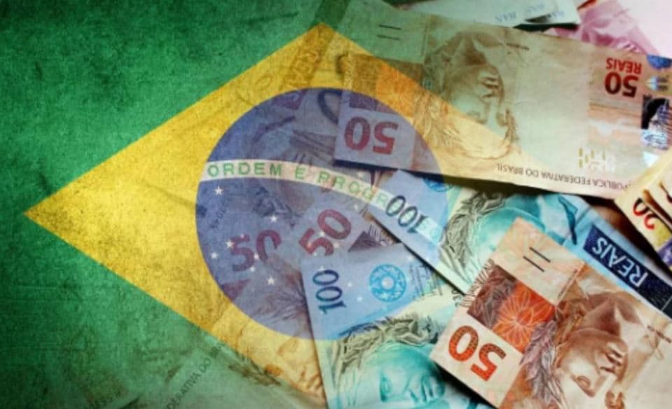 Brasil sai do top 10 das maiores economias do mundo após PIB do 3° trimestre