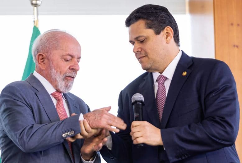 Congresso fecha 2025 sem reconciliação entre Lula e Davi Alcolumbre