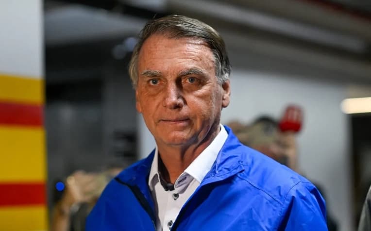 URGENTE: Bolsonaro pede ao STF anulação de condenação de 27 anos