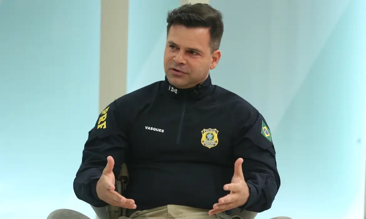 Ex-diretor da PRF é preso no Paraguai após tentativa de fuga