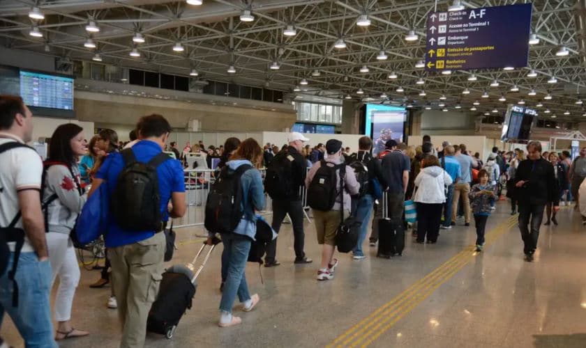 Ventos em SP cancelam milhares de voos no país; saiba seus direitos diante de cancelamentos