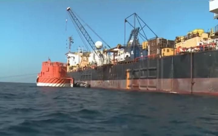 Maduro desafia Trump e promete seguir exportando petróleo, apesar de bloqueio