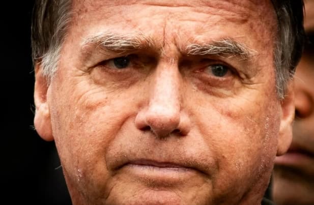 Bolsonaro terá médico 24h, alimentação especial e culto liberado na Papudinha:
