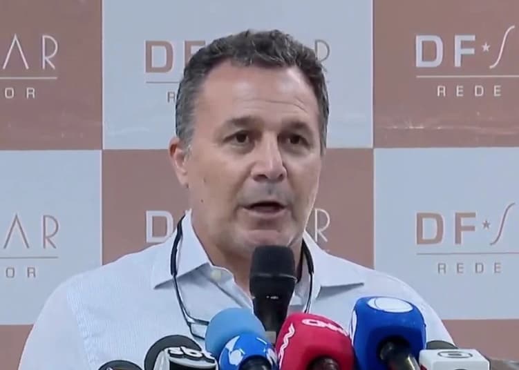 “Assim que Moraes autorizar, vamos internar e operar Bolsonaro”, diz médico do ex-presidente