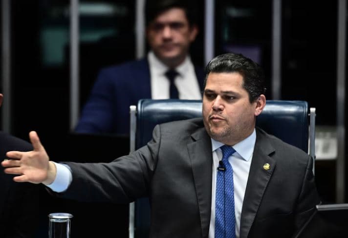 Alcolumbre pauta PEC do Marco Temporal para um dia antes de julgamento do STF sobre o tema