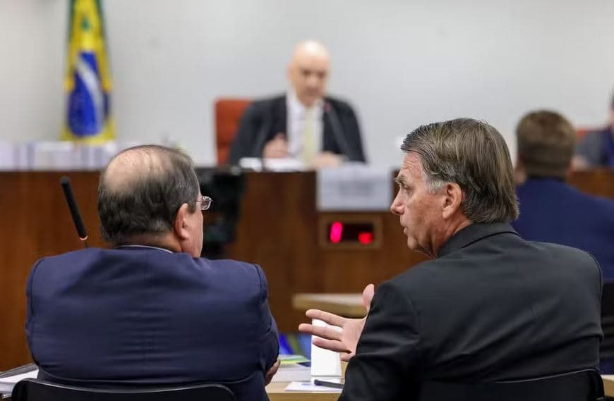 ‘Julgamento de Bolsonaro', ‘anistia' e ‘Lei Magnitsky' foram os termos políticos mais pesquisados pelos brasileiros no Google em 2025