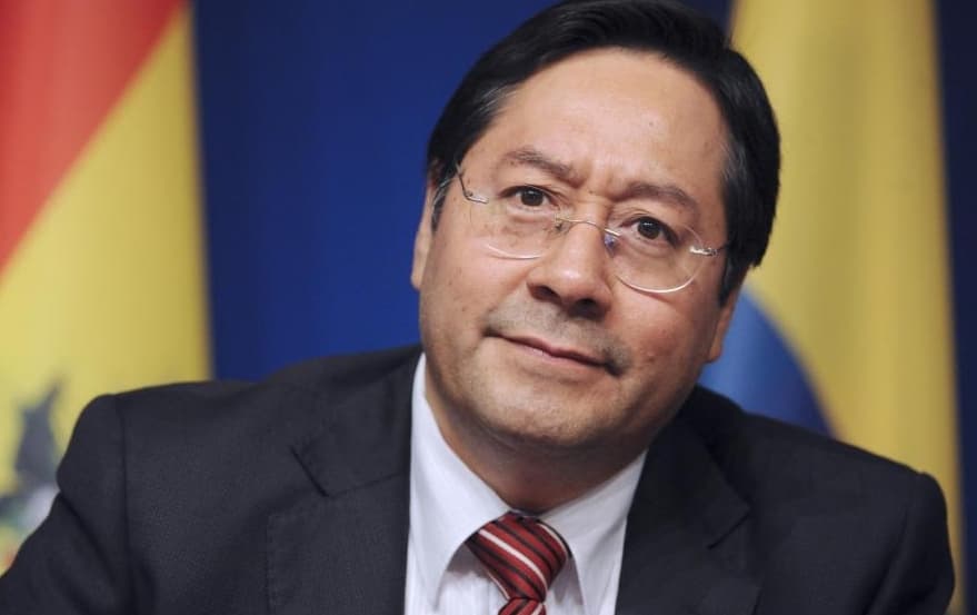 Ex-presidente Arce, aliado de Evo Morales, é preso por corrupção na Bolívia
