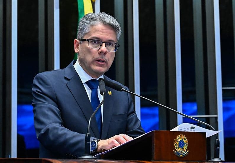 Senado aprova ‘PL Antifacção' com que penas podem chegar a 120 anos; projeto volta para a Câmara
