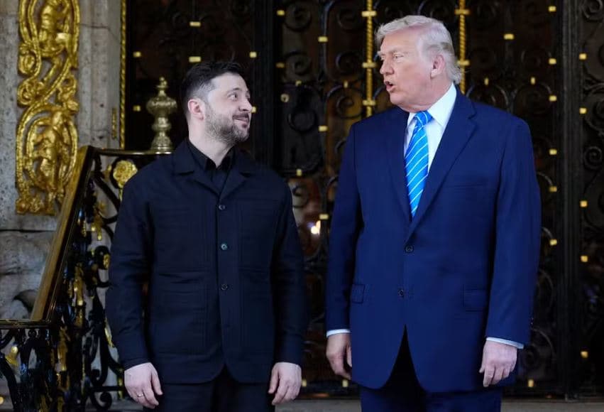 Ao lado de Zelensky, Trump diz que conversas de paz entre Rússia e Ucrânia estão na fase final