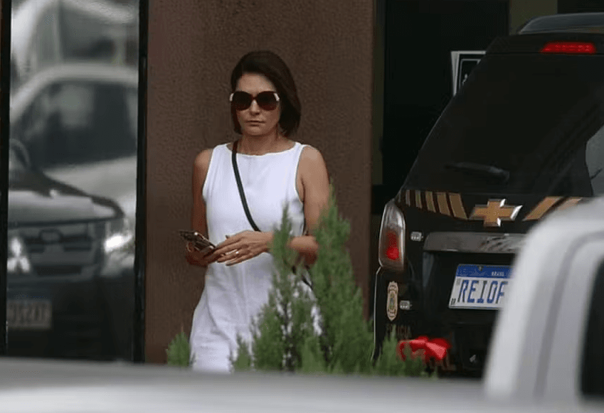 Michelle reclama de ida de Bolsonaro para Papudinha após conversar com ministros do STF por prisão domiciliar