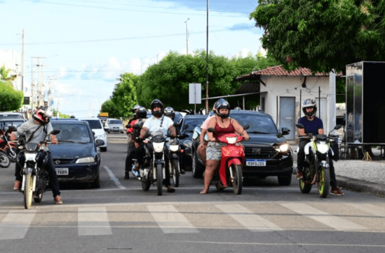 Prefeitura do Assú convoca aprovados em concurso público para a área de mobilidade urbana e trânsito