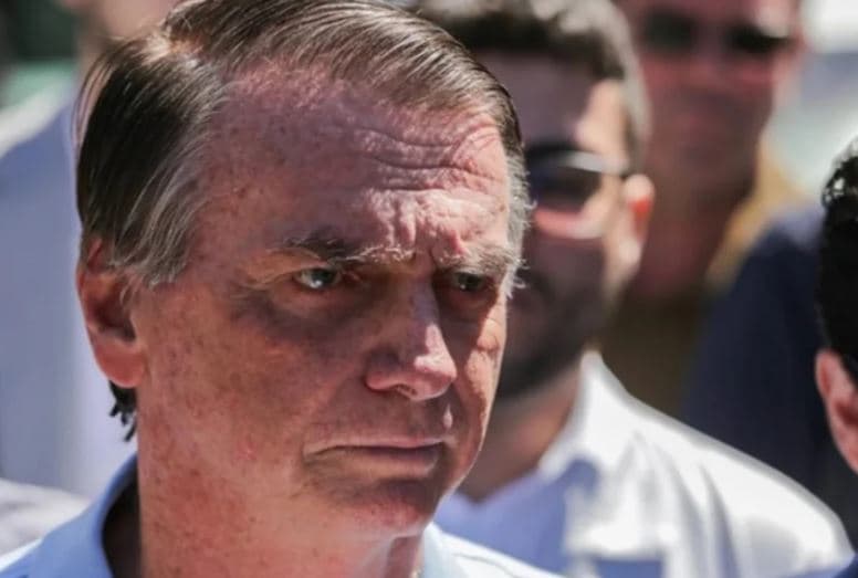 Ambulância do Samu fica de prontidão 24h para atender Bolsonaro na Papudinha