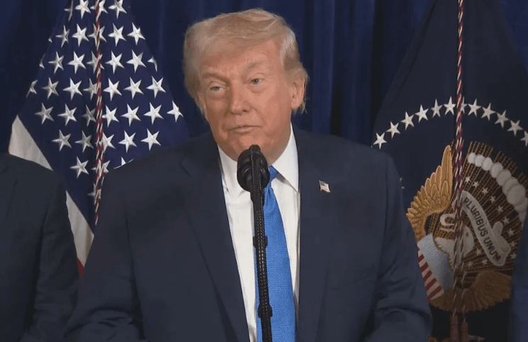 Trump diz que segundo ataque à Venezuela provavelmente não será necessário