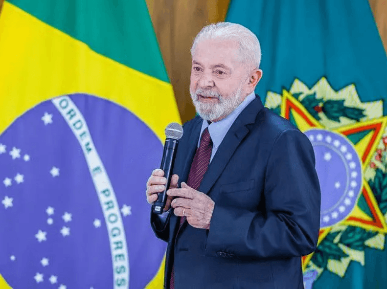‘Não seremos subservientes', diz Lula em artigo no New York Times ao criticar ação dos EUA na Venezuela
