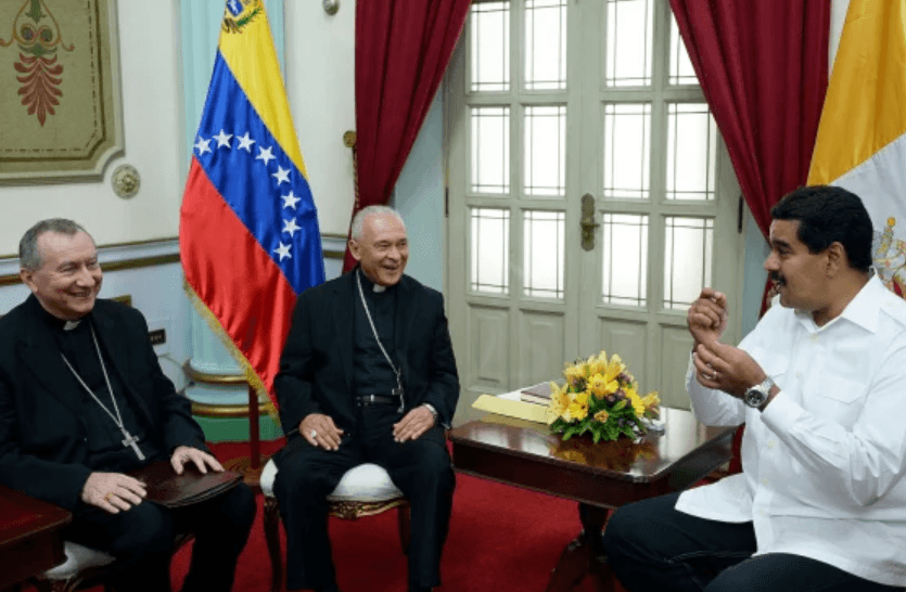 Vaticano negociou asilo de Maduro na Rússia antes de captura
