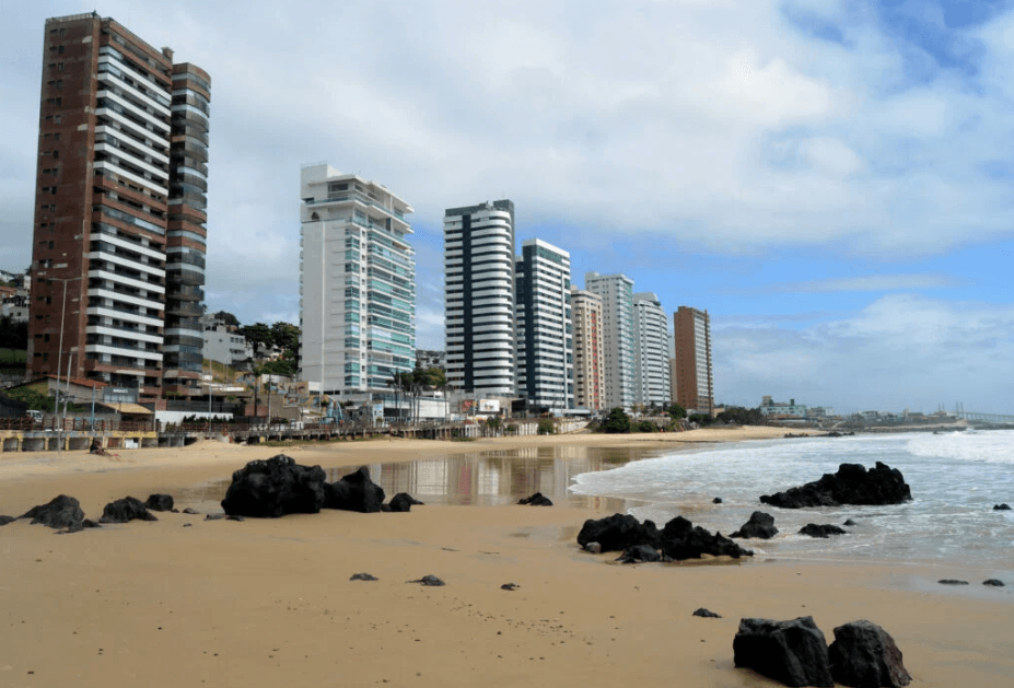 Litoral do RN tem 11 trechos impróprios para banho no Carnaval