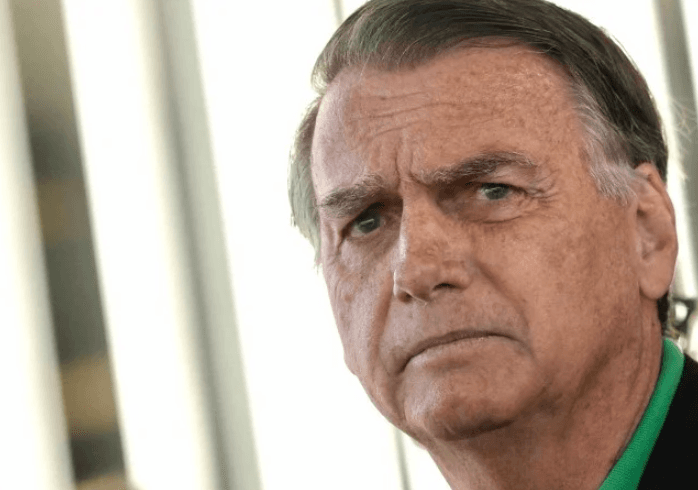 Defesa de Bolsonaro reage a laudo da PF: "Risco concreto de morte"