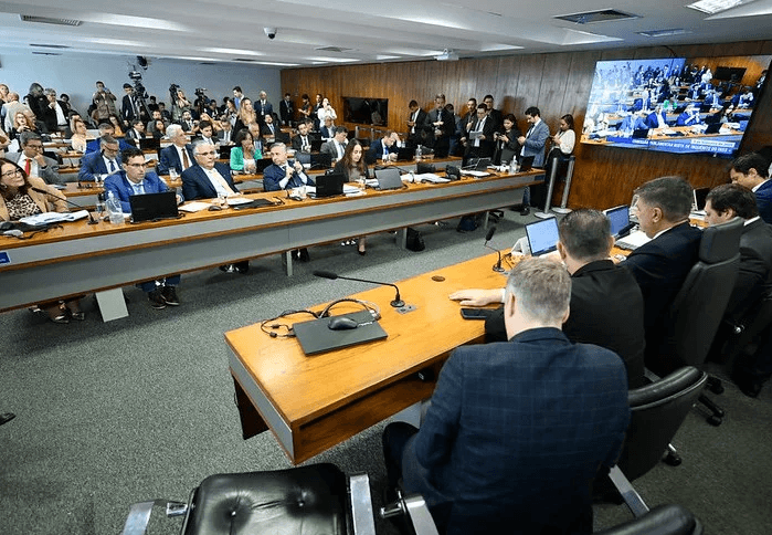 CPMI do INSS barra votação de quebra de sigilo do Banco Master e de aliados de Lula e Bolsonaro
