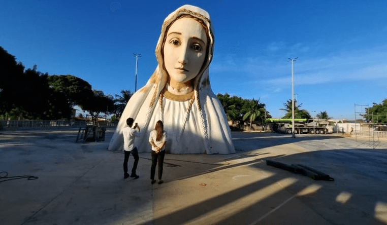 Reconstrução da estátua de Nossa Senhora de Fátima deve durar até sete meses, diz Prefeitura do Natal
