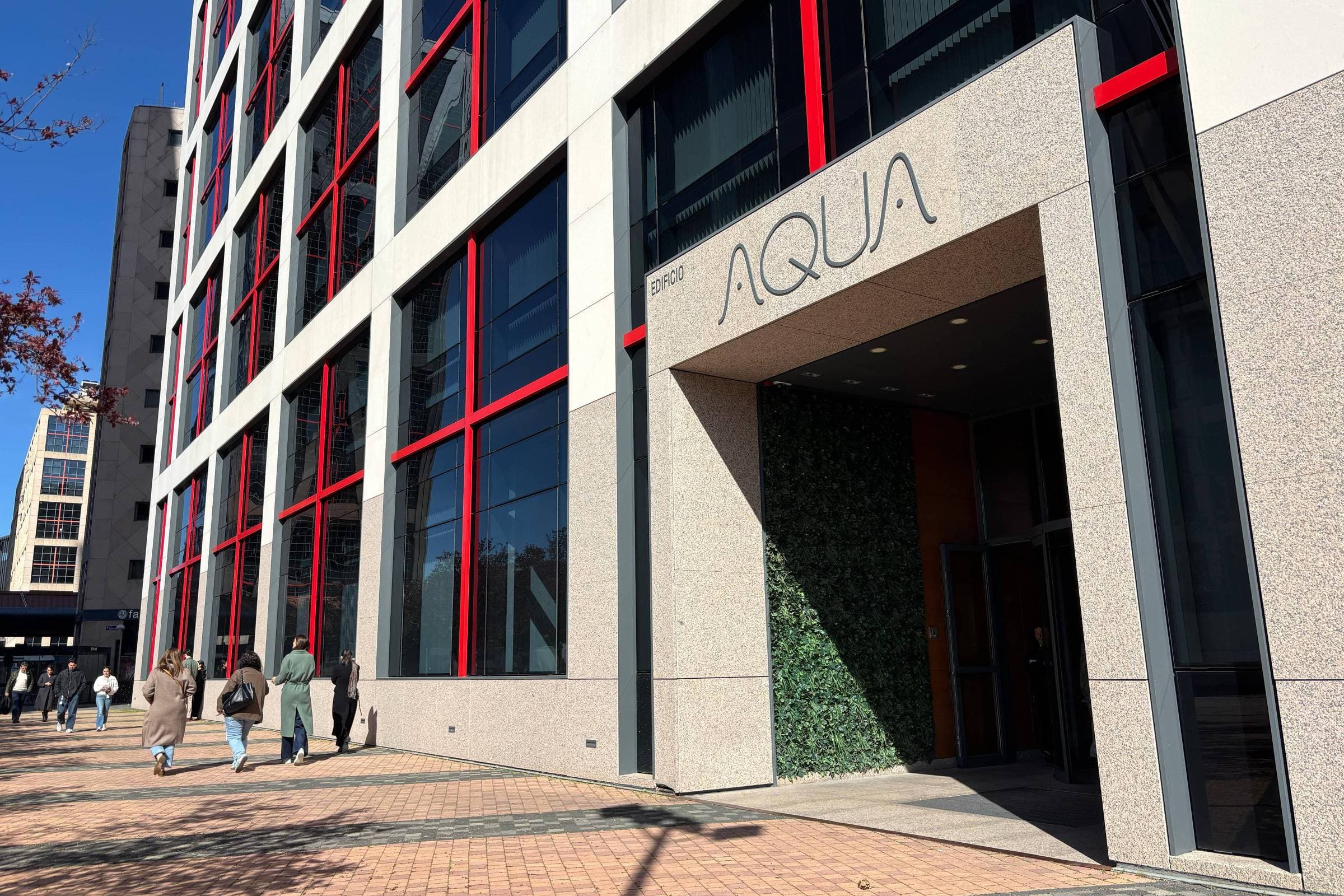 Lulinha abre ‘empresa de gaveta' na Espanha em meio a investigações do INSS