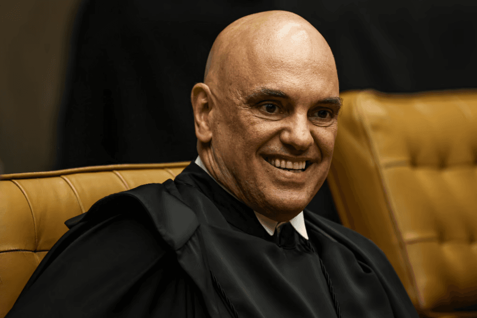 Decisão de Moraes que determinou busca na casa de jornalista gera reação de entidades de imprensa