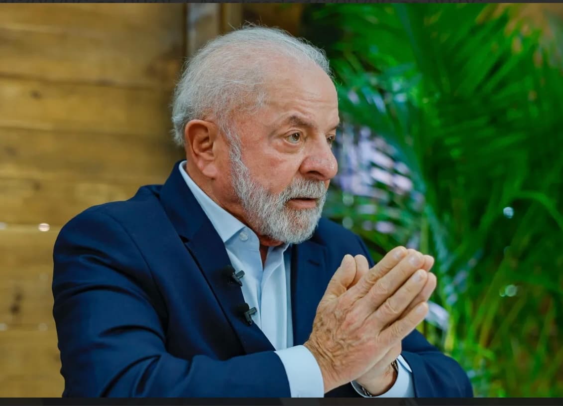 Lula avalia propor volta da Petrobras à distribuição de combustível