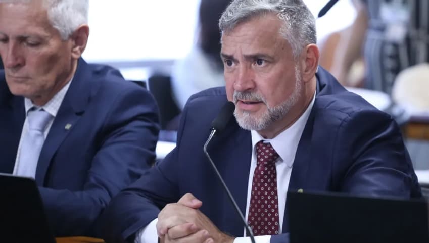 CPMI do INSS: governistas dizem que dados de Vorcaro não ligam material ao governo Lula