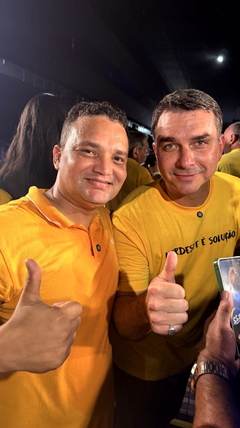 Nome de Flávio Bolsonaro no Vale do Açu, Pedro Filho ganha projeção em ato do PL no RN