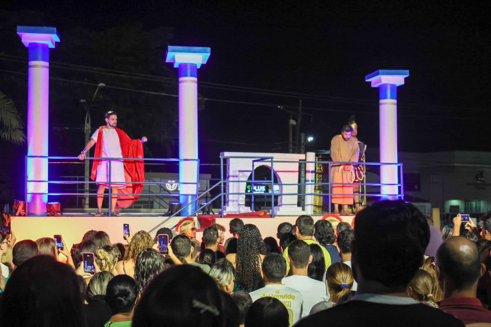 Parnamirim resgata história e emociona multidão com grandiosa retomada da Paixão de Cristo
