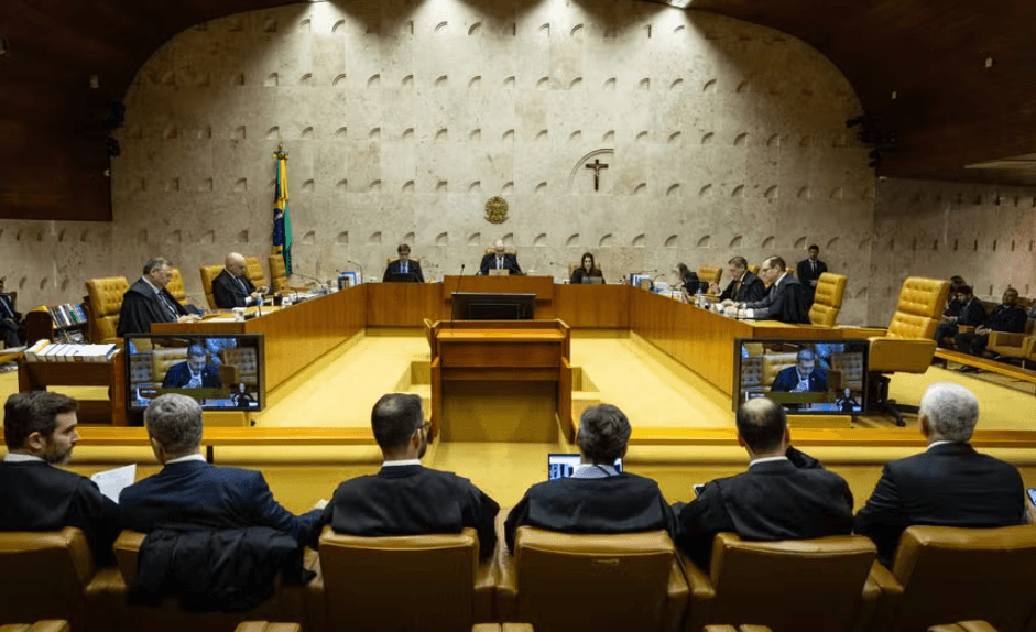 Proposta de Dino sobre reforma do Judiciário ganha elogio de Fachin, provoca incômodo em ala do STF e expõe divergências internas