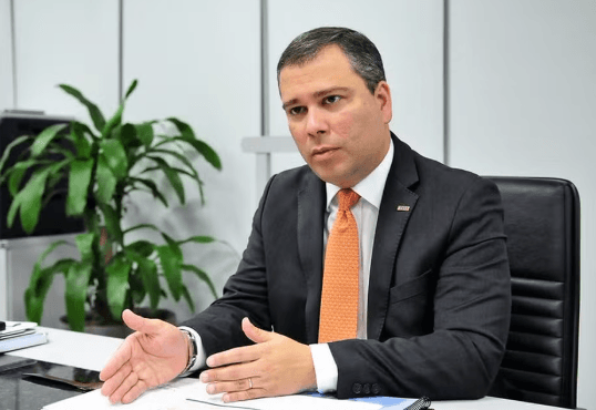 CASO MASTER: Ex-presidente do BRB pede transferência da Papuda para negociar delação
