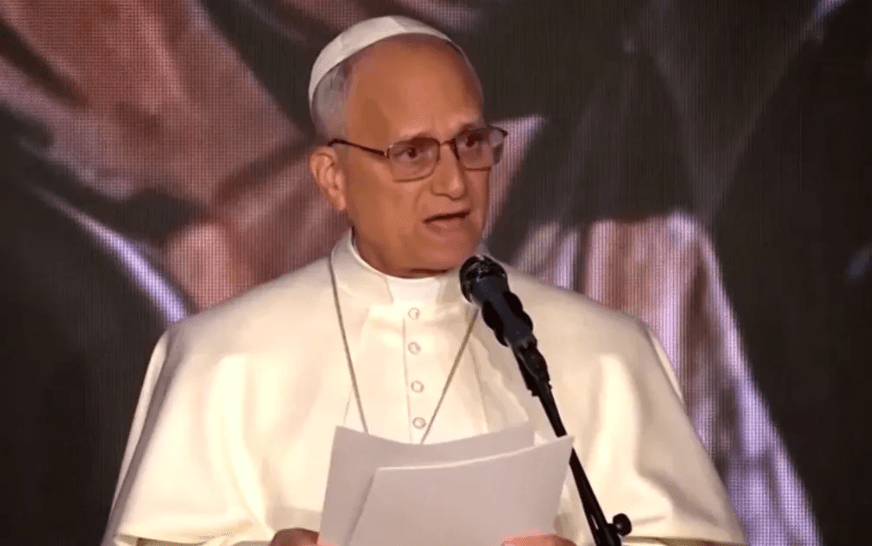 Papa Leão XIV faz alerta para risco de democracias deslizarem para uma "tirania majoritária" após críticas de Trump