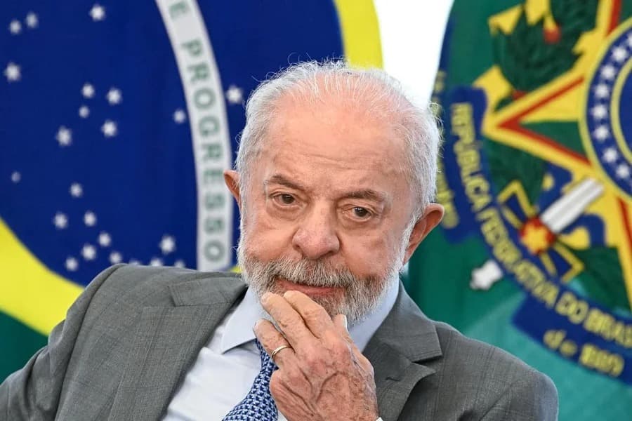 ATLAS/BLOOMBERG: 51,3% desaprovam e 47,4% aprovam o governo Lula