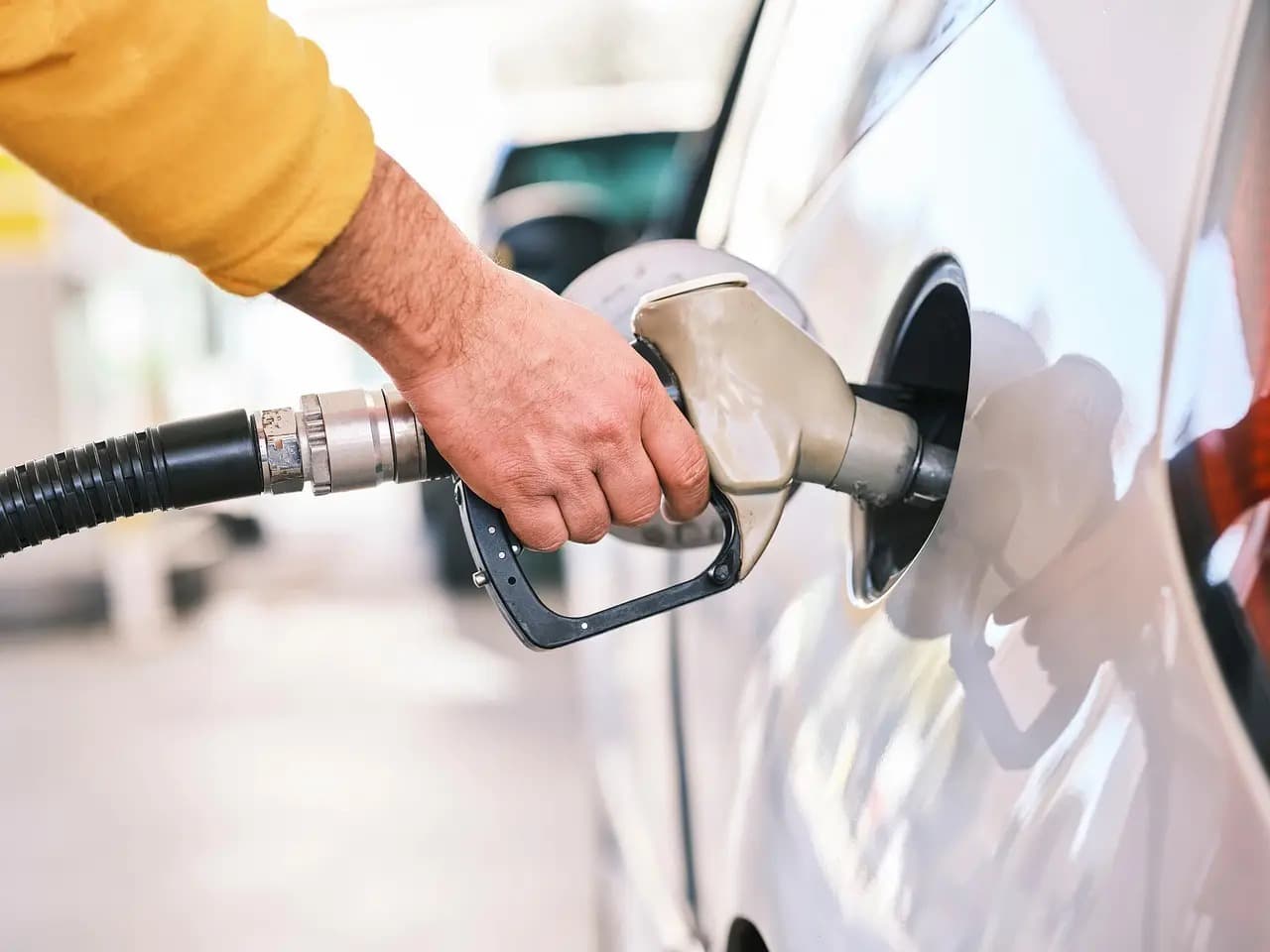 Governo Lula regulamenta subsídio de R$ 0,44 à gasolina