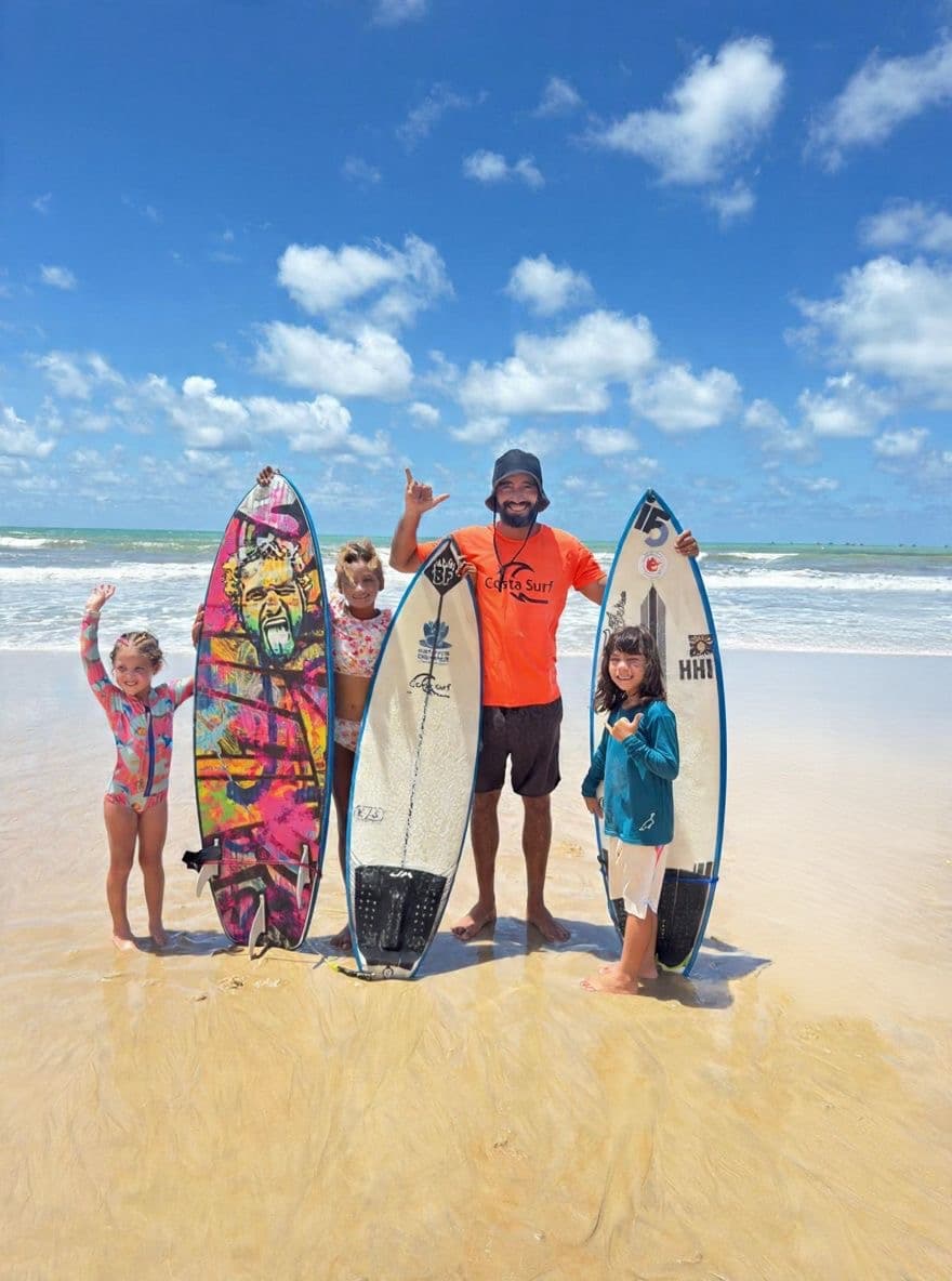 Quatro surfistas mirins representam o Rio Grande do Norte em competição em Pernambuco no próximo fim de semana