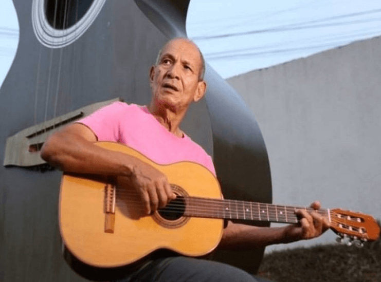 Morre o cantor e compositor potiguar Gilson, autor do sucesso “Casinha Branca”