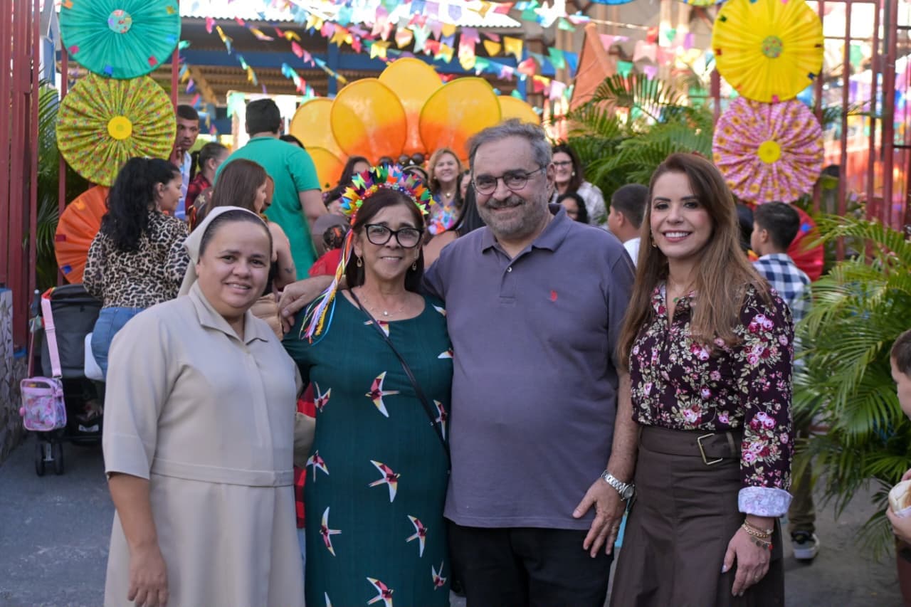 Álvaro Dias participa do São João da Casa Irmã Lúcia Montenegro e destaca trabalho social em Natal