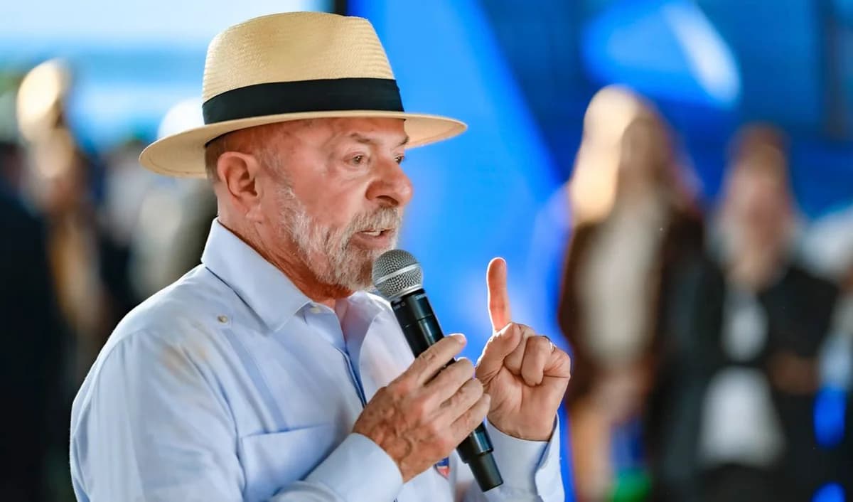 Lula cita Hitler e diz querer acabar com racismo em estado de predominância direitista