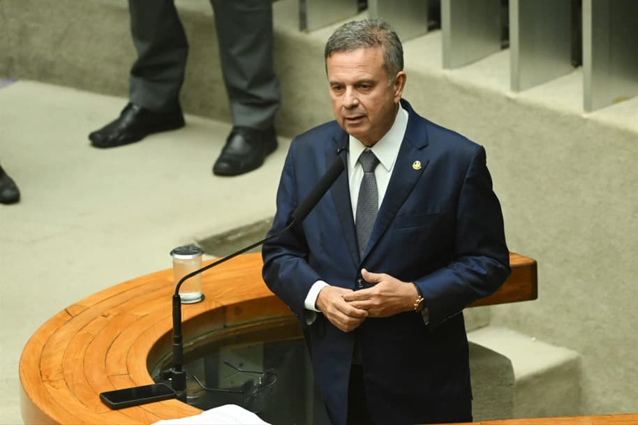 Rogério Marinho acusa esquerda de fake news sobre ‘escala 7×0’
