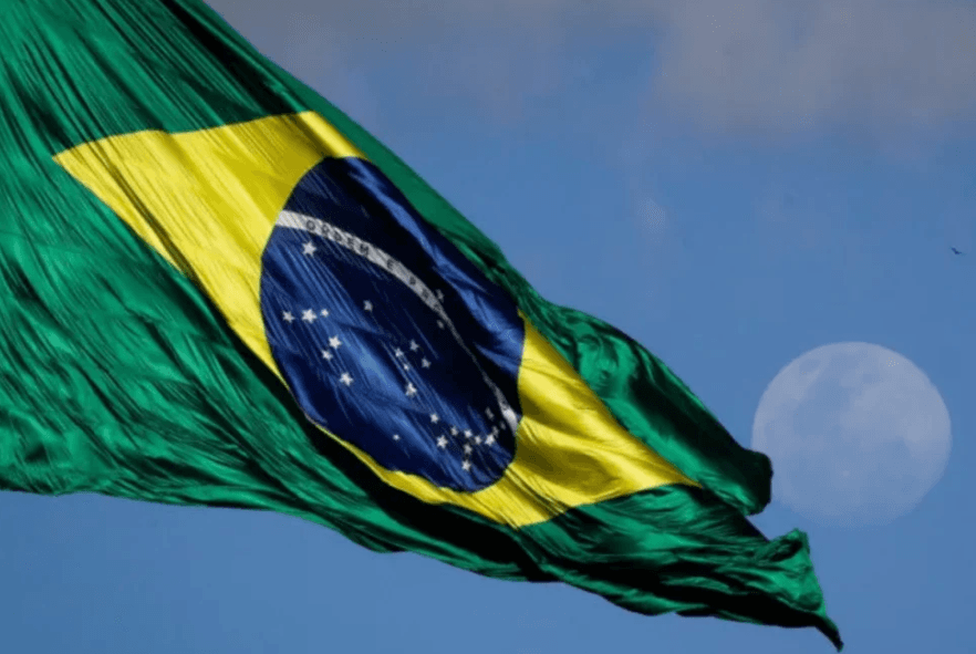 Brasil cai sete posições e fica no 65º lugar em ranking de competitividade com 70 países