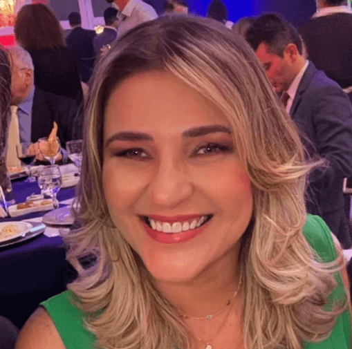 LUTO: Morre a jornalista Helga Oliveira