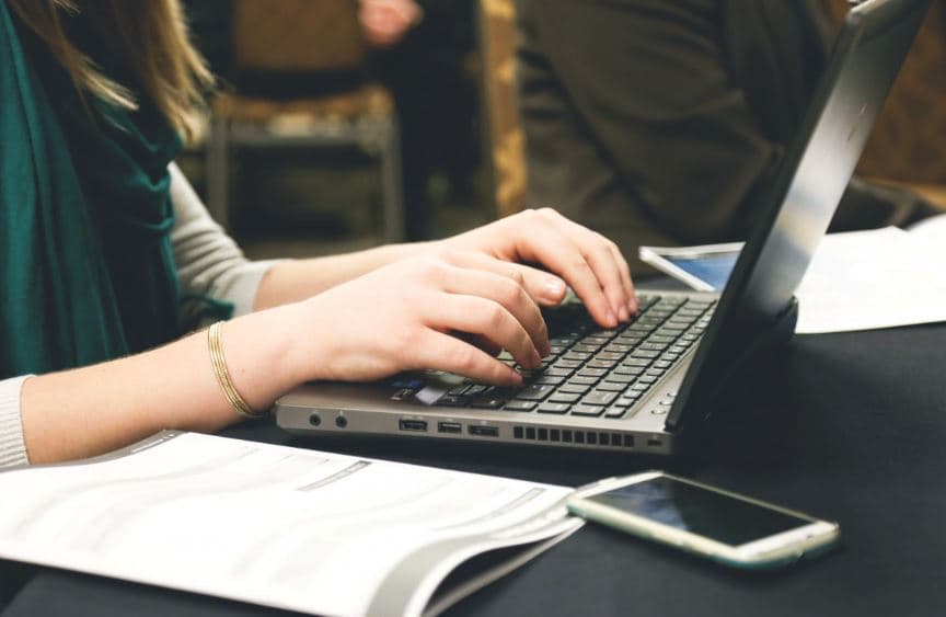 Em vez do 1º emprego, a 1ª empresa: cresce número de jovens que começam a vida profissional pelo empreendedorismo