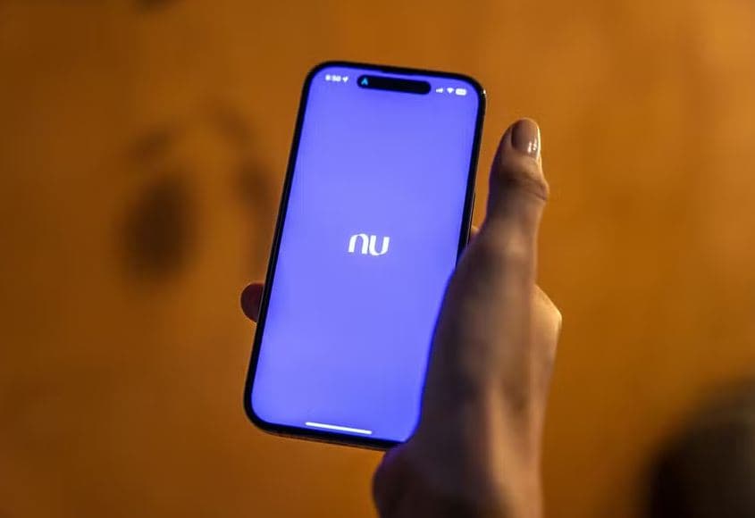 Alerta falso sobre liquidação do Nubank ocorreu após funcionário acionar sistema de comunicação por engano
