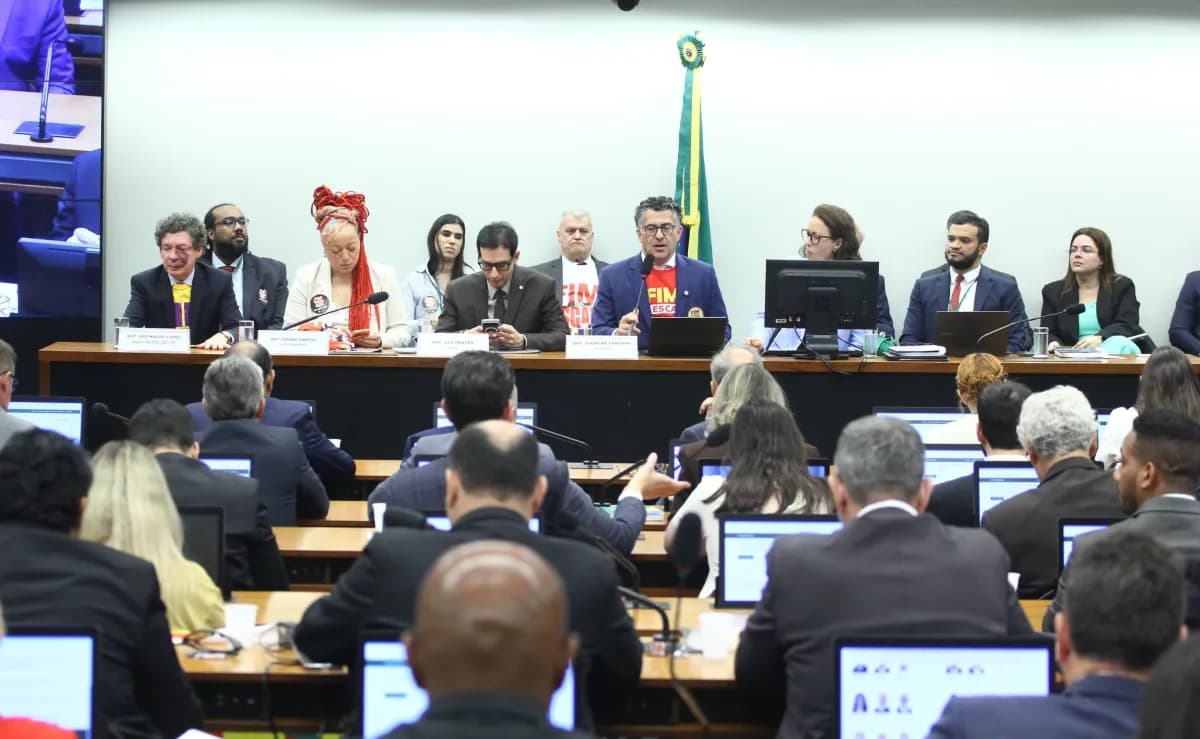 Justiça manda governo Lula suspender anúncios pagos sobre o 6×1