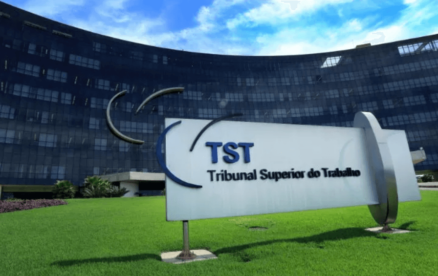 TST mantém multa de R$ 300 mil à Ortobom por falta de mulheres na chefia