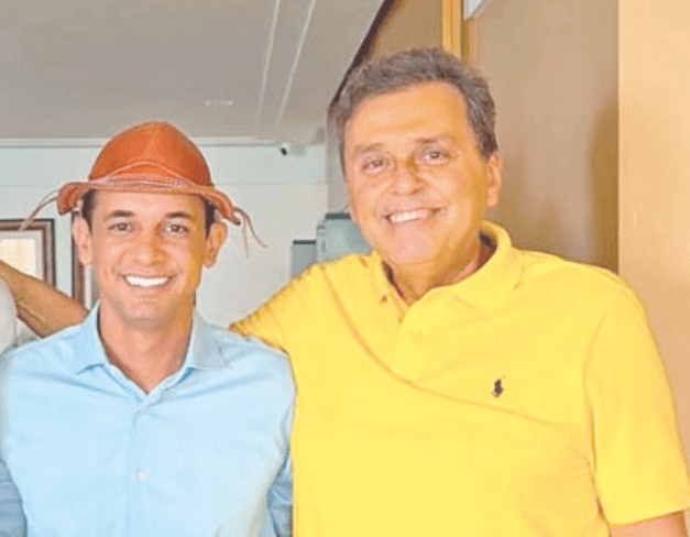 Carlos Eduardo desiste de pré-candidatura a deputado estadual para coordenar campanha de Allyson Bezerra em Natal