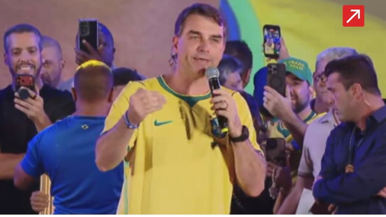 União-PP de SP formaliza apoio a Flávio Bolsonaro