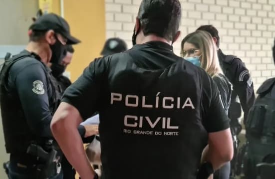 Justiça dá prazo final ao Governo do RN para nomear policiais; multa pode chegar a R$ 100 mil por dia