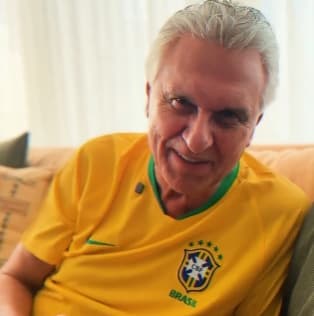 Caiado ironiza Flávio Bolsonaro após carta de Jair: "Está pronto para ser presidente?"